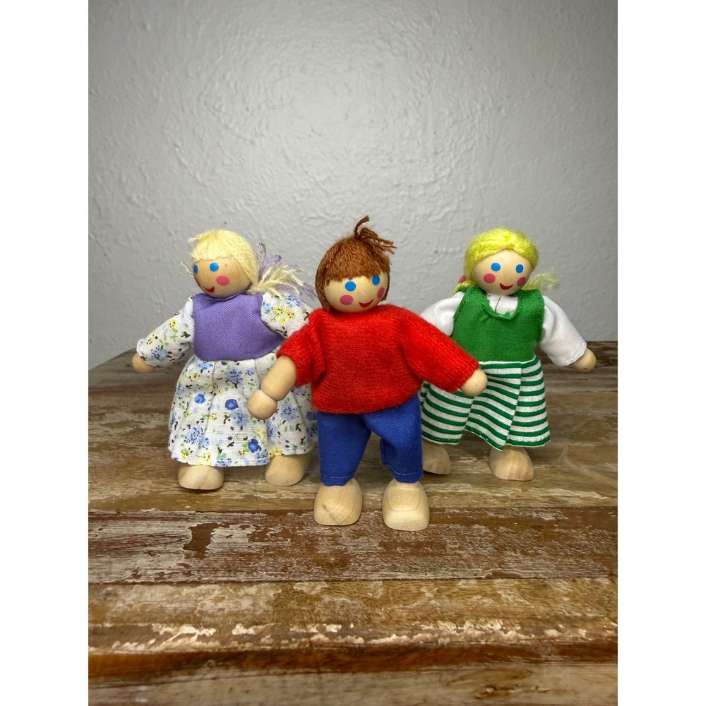 Melissa & Doug Wooden Dollhouse Family Figures Set of 3